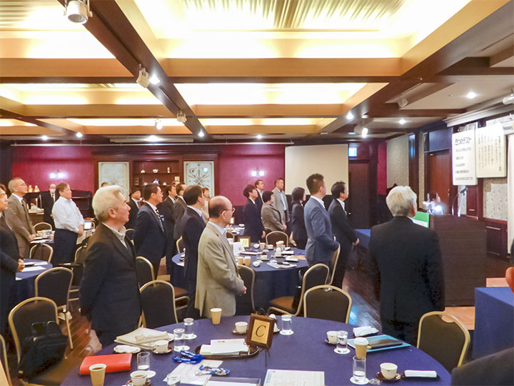 浦和東ロータリークラブの歌斉唱